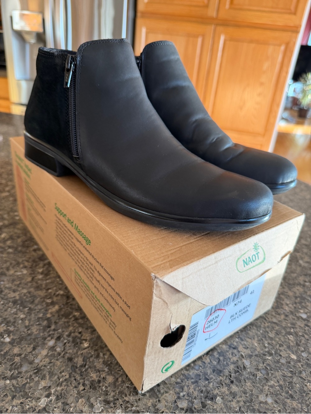 Naot Helm Black Suede & Leather Ankle boots size 9.5